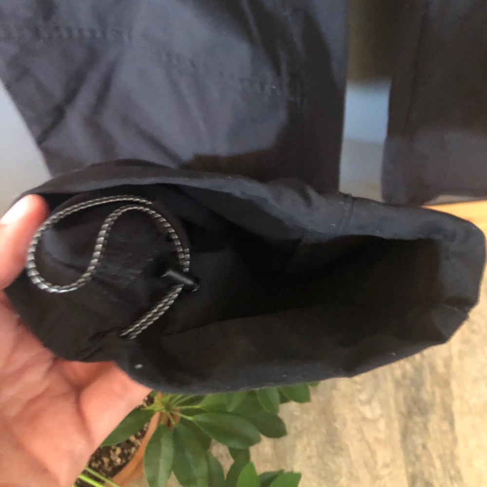 Columbia Hiking Pants (shorts when unzipped) - Picture 5 of 6